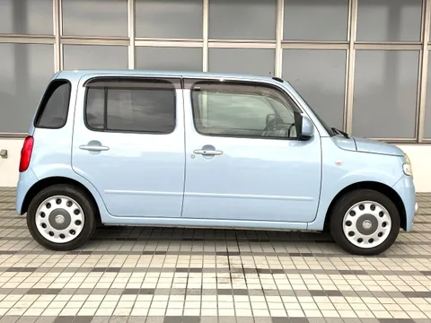 Daihatsu Mira Cocoa
