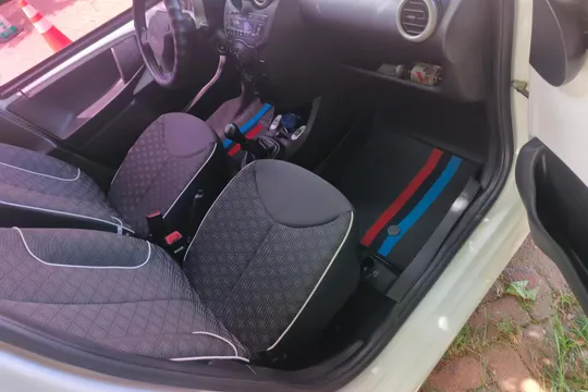 BYD F0