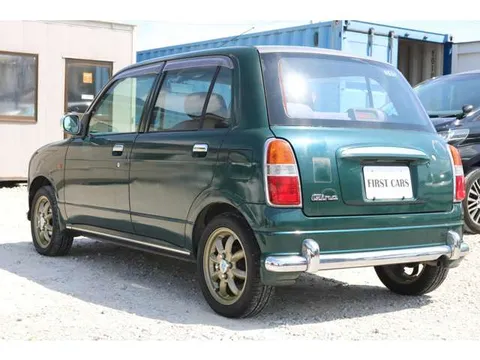 Daihatsu Mira Gino