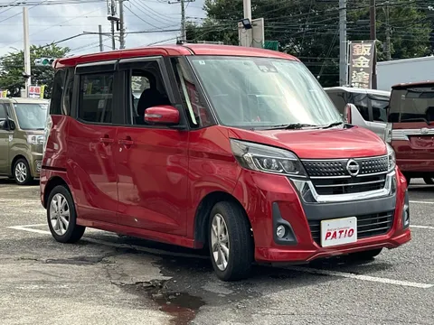 Nissan Dayz Roox
