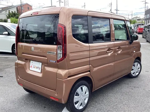 Suzuki Spacia