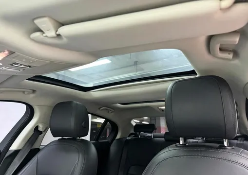 Jaguar XEL