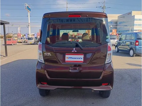 Mitsubishi eK Space