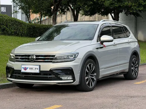 Volkswagen Tiguan L