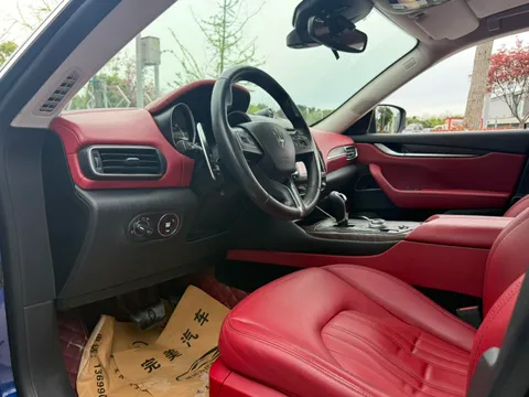 Maserati Levante