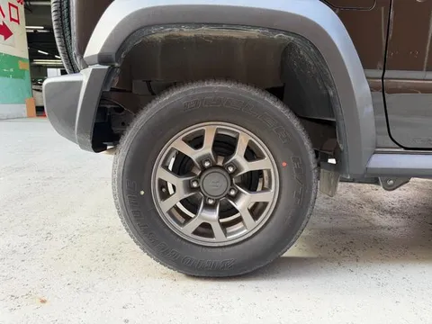 Suzuki Jimny Sierra