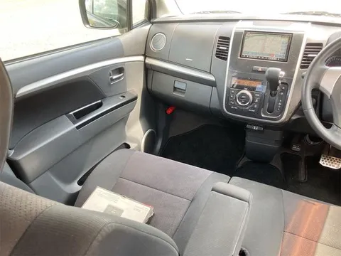 Suzuki Wagon R Stingray