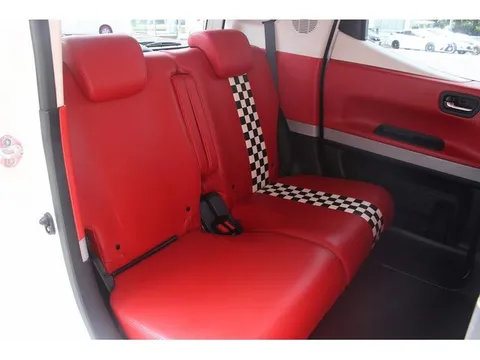 Honda N-BOX Slash