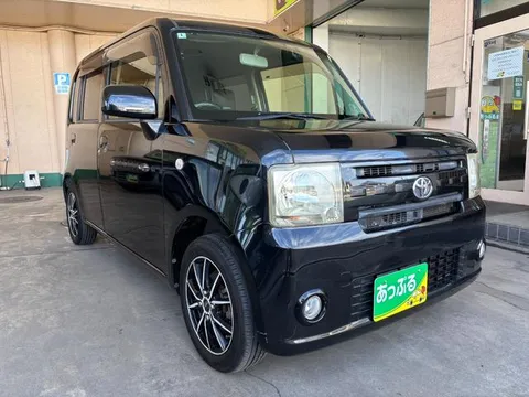 Toyota Pixis Space
