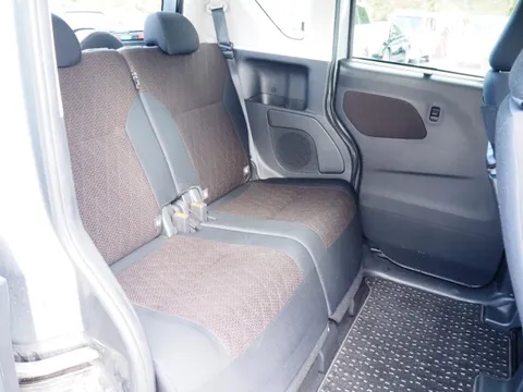 Mitsubishi eK X Space