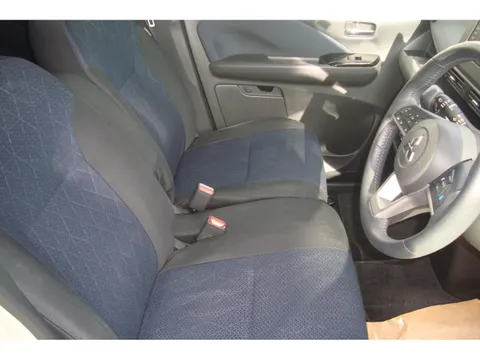 Mitsubishi eK X