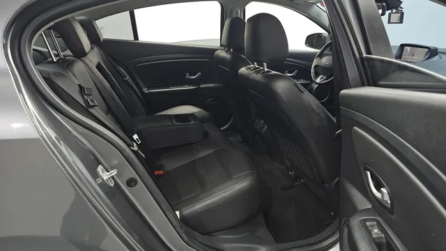 Renault SM3