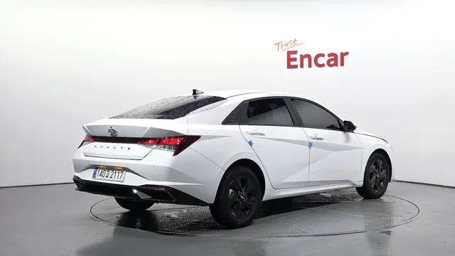 Hyundai Elantra (Avante)