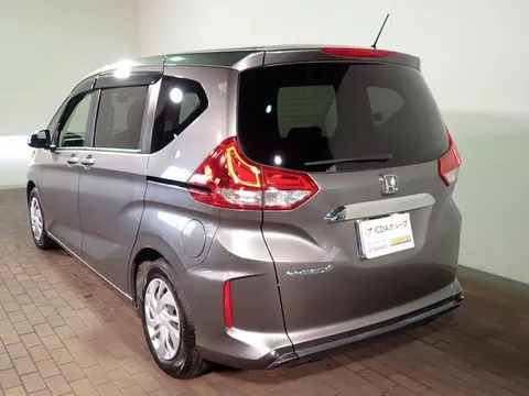 Honda Freed Plus
