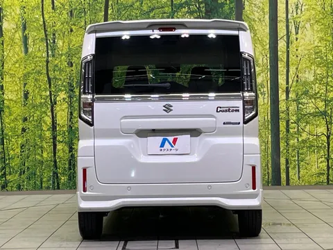 Suzuki Spacia Custom