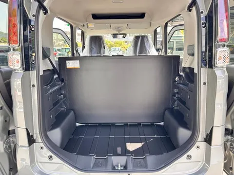 Suzuki Spacia Base