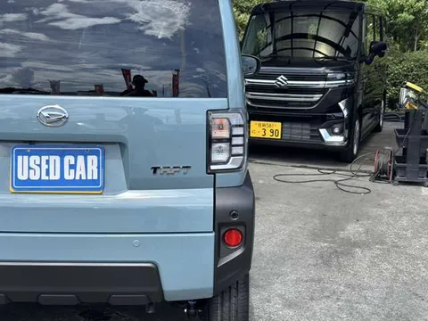 Daihatsu Taft