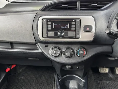 Toyota Yaris (Vitz)