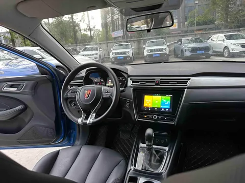 Roewe i5