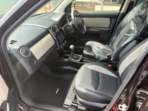 Mazda Verisa