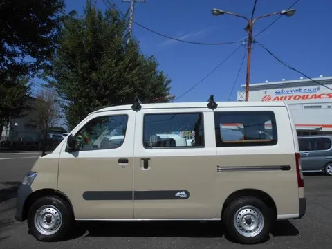 Toyota TownAce Van