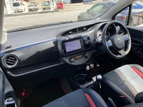 Toyota Yaris (Vitz)