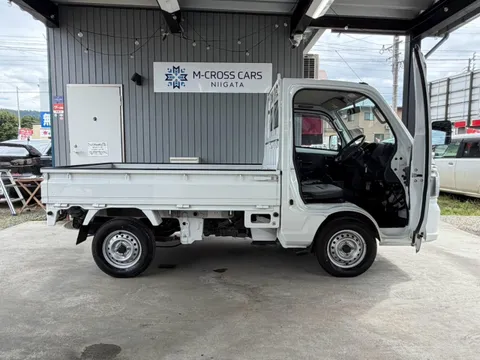 Nissan Clipper Truck