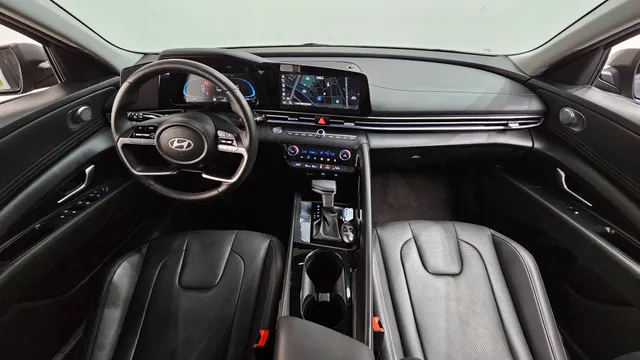 Hyundai Elantra (Avante)