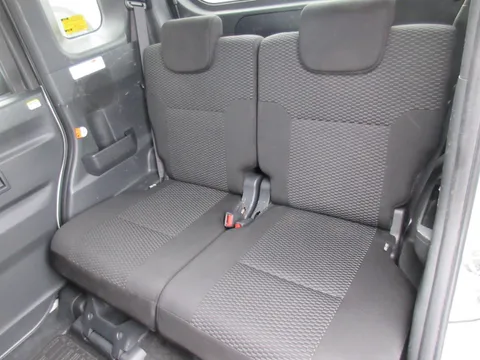 Toyota Pixis Mega