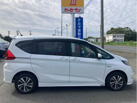 Honda Freed Plus