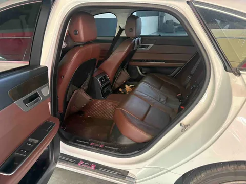 Jaguar XFL