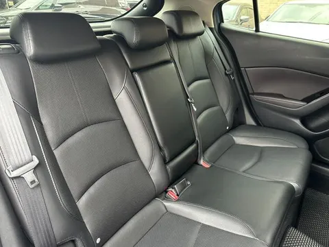 Mazda Axela Sport