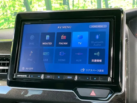 Honda N-BOX Custom