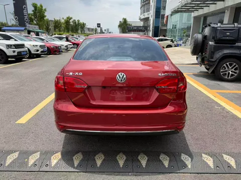 Volkswagen Sagitar