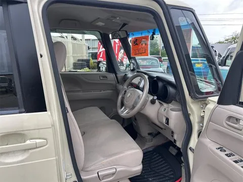 Honda N-BOX Plus