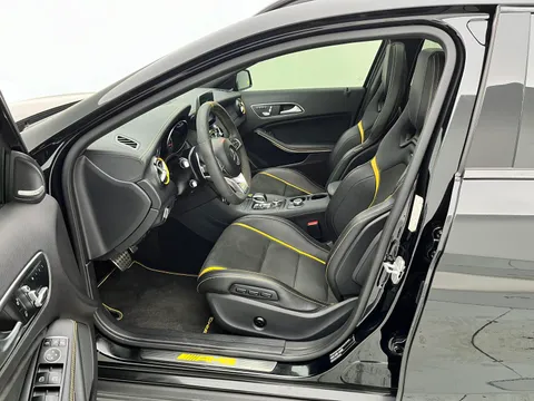 Mercedes-Benz Mercedes-Benz GLA