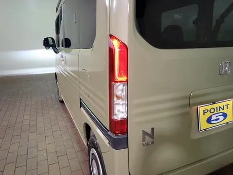 Honda N-VAN Plus Style