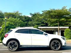 Mercedes-Benz Mercedes-Benz GLA