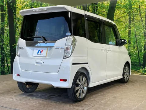 Mitsubishi eK Space Custom
