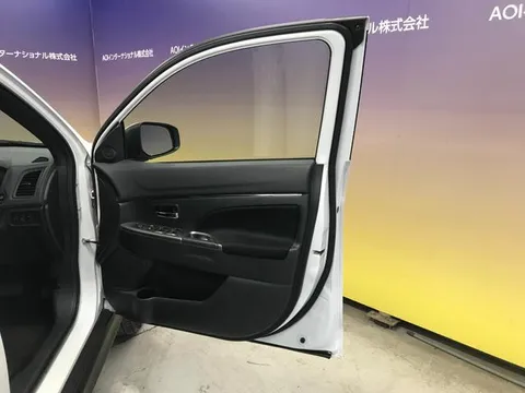 Mitsubishi RVR