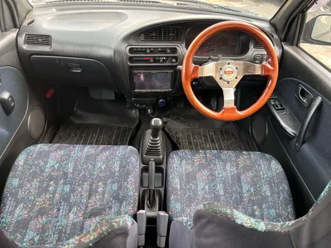 Daihatsu Mira