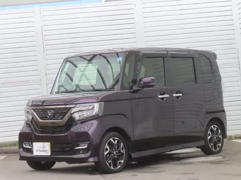 Honda N-BOX Custom