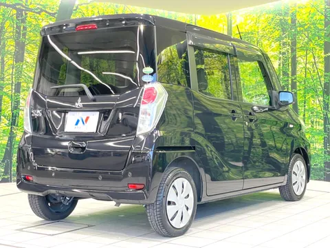 Mitsubishi eK Space