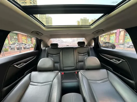 Cadillac XTS