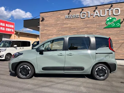 Toyota Sienta