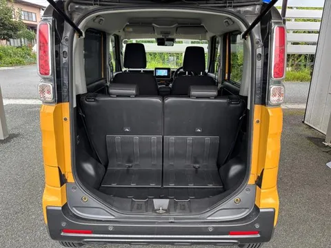 Suzuki Spacia Gear