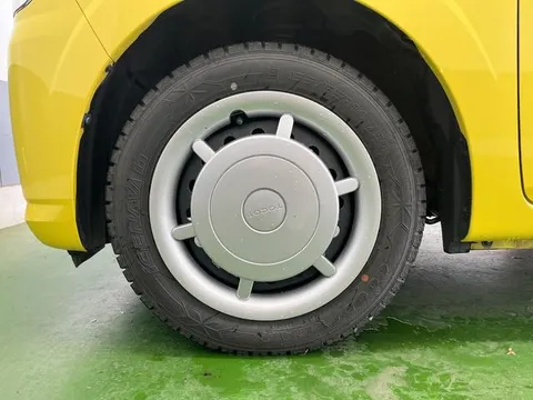 Daihatsu Mira Tocot