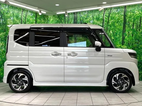 Suzuki Spacia Custom