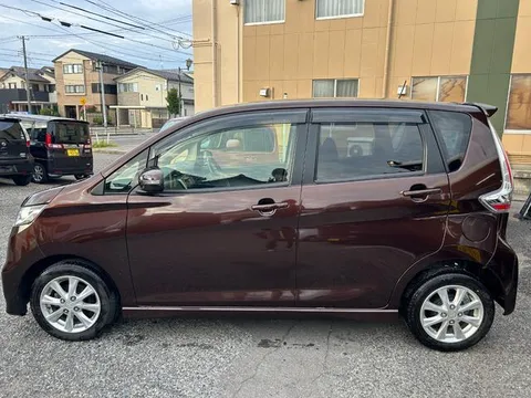 Mitsubishi eK Custom