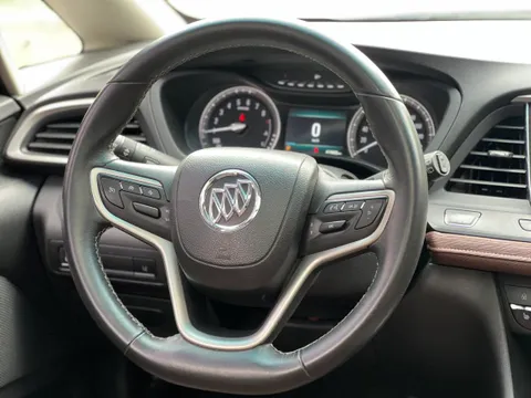 Buick GL6